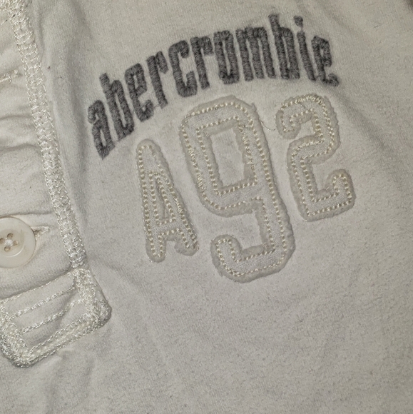{Abercrombie & Fitch} Boys Shirt - Picture 3 of 6